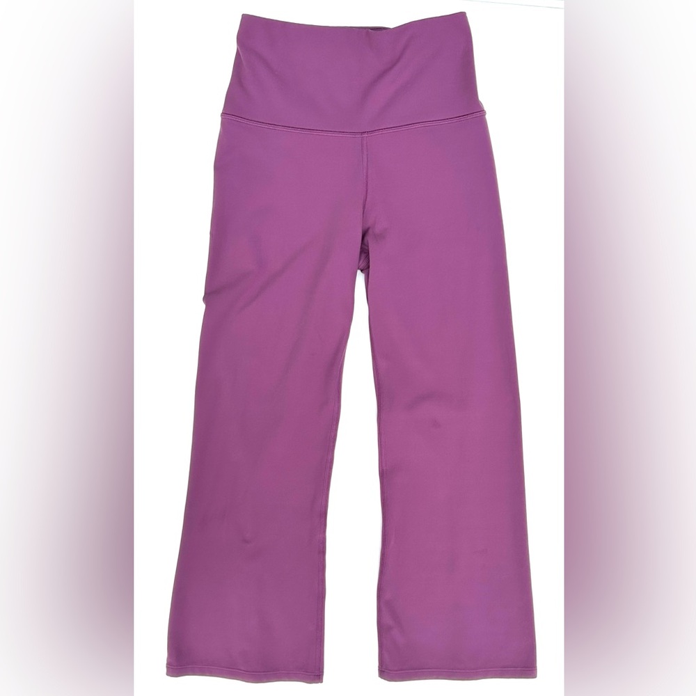 Lululemon Add Flare High-Rise Crop 21" in Vintage Plum. Size 4 . Like New - Picture 5 of 12